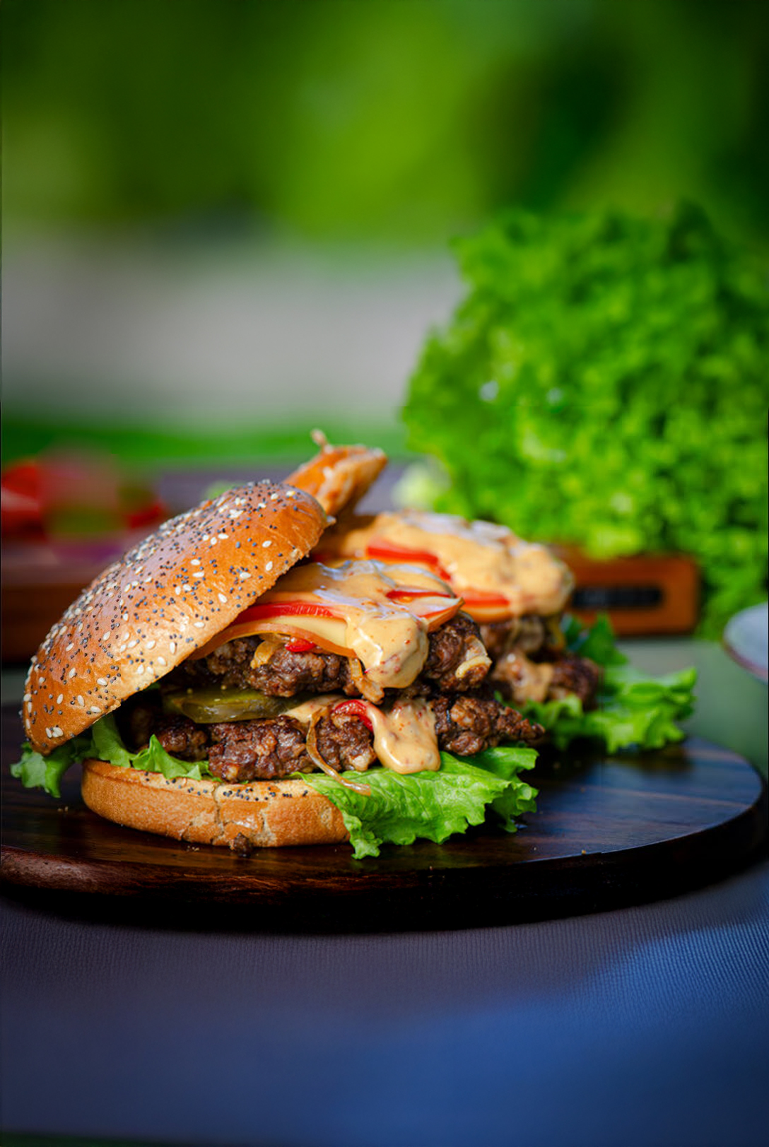 Frango Douro churrasqueira, Portuguese cuisine, grilled chicken, fresh fish, traditional dishes, frango no churrasco, meio frango no churrasco, seekh kebab, hamburger de vaca, hamburger de frango, espetada de peru, bifana, salada, batata frita, arroz, nuggets de frango, coxinhas de frango, rolinho primavera, grilled food, Portuguese flavors, authentic Portuguese food, takeaway, dine-in, best Portuguese restaurant